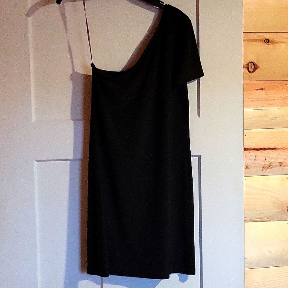 Black One-Shoulder Dress